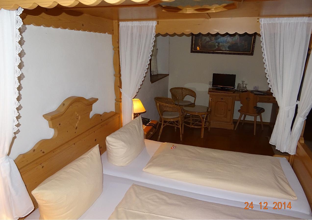 Wasserstelz Historisches Genusshotel & Restaurant Am Rhein Hohentengen am Hochrhein المظهر الخارجي الصورة